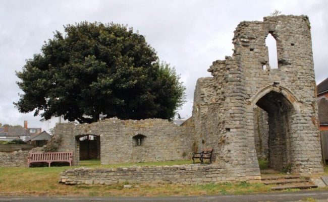 Barry Castle Vale of Glamorgan Barry Castle Vale of Glamorgan Discover Barry Castle: A Medieval Hidden Gem in the Vale of Glamorgan